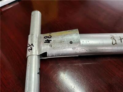 直鴨嘴-棚頭立柱連接件